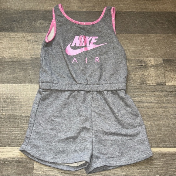 Nike Pink and Gray Kids' Apparel - Picture 2 of 4